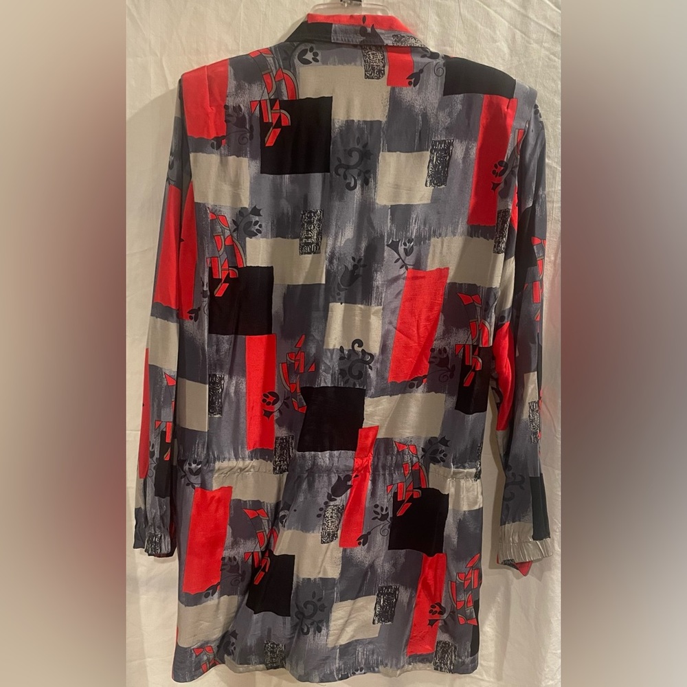 Gray, Red, Black Lightweight Buttondown Shacket Size 38 - Picture 3 of 3
